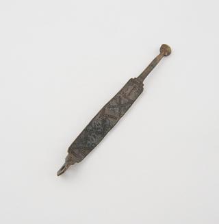 Ear spoon