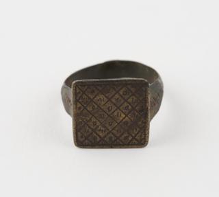 Bronze finger ring