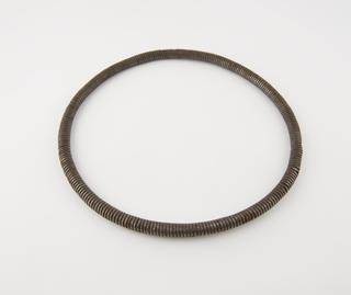 Coiled steel girdle