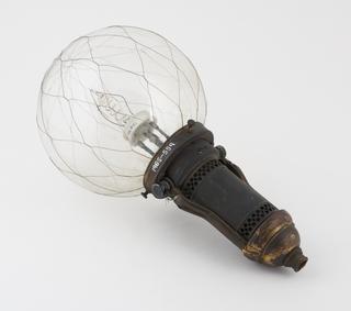 Nernst lamp with globe, 170mm diameter
