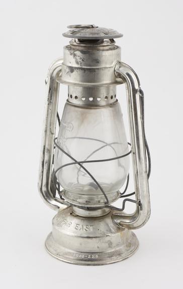 Hurricane lamp