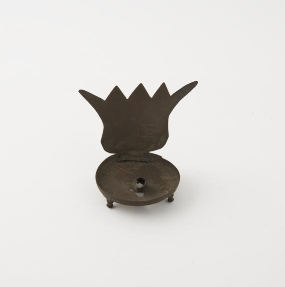 Sheet brass rushlight holder | Science Museum Group Collection