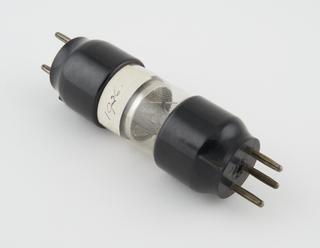 Wade Bequest collection of valves: S625 radio valve