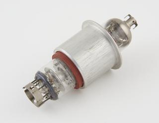 Wade Bequest collection of valves: radio valve