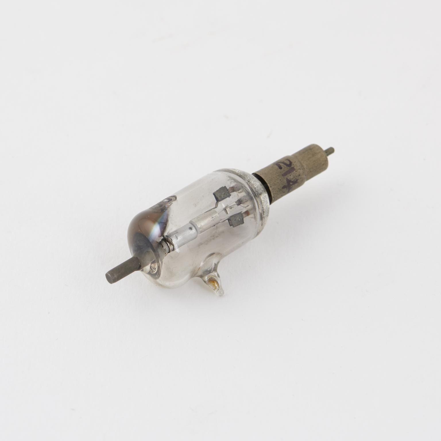 CV58 axial diode mixer valve | Science Museum Group Collection