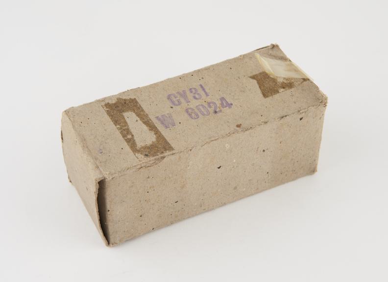 Mullard valve, type CY31, marked W6024 1006 BY