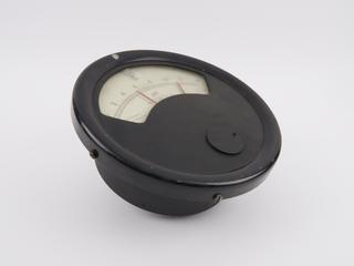 pH alarm unit (high/low pH) model F.28 (serial no. 140 3588/F28 257). Made by Evershed and Vignoles Ltd