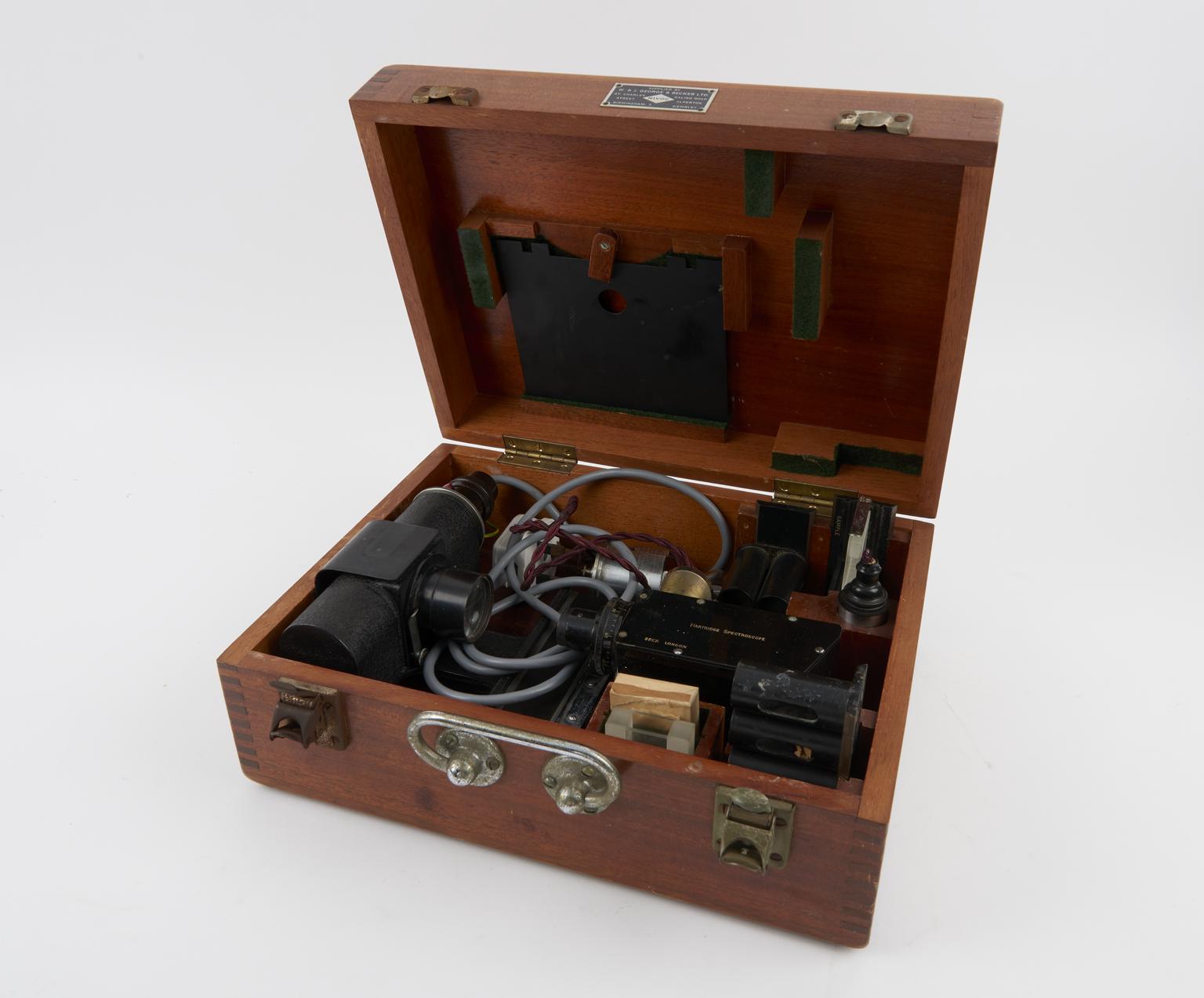 Spectroscope by Hartridge | Science Museum Group Collection
