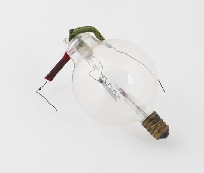 De Forest, 2 filament Audion radio valve, round type