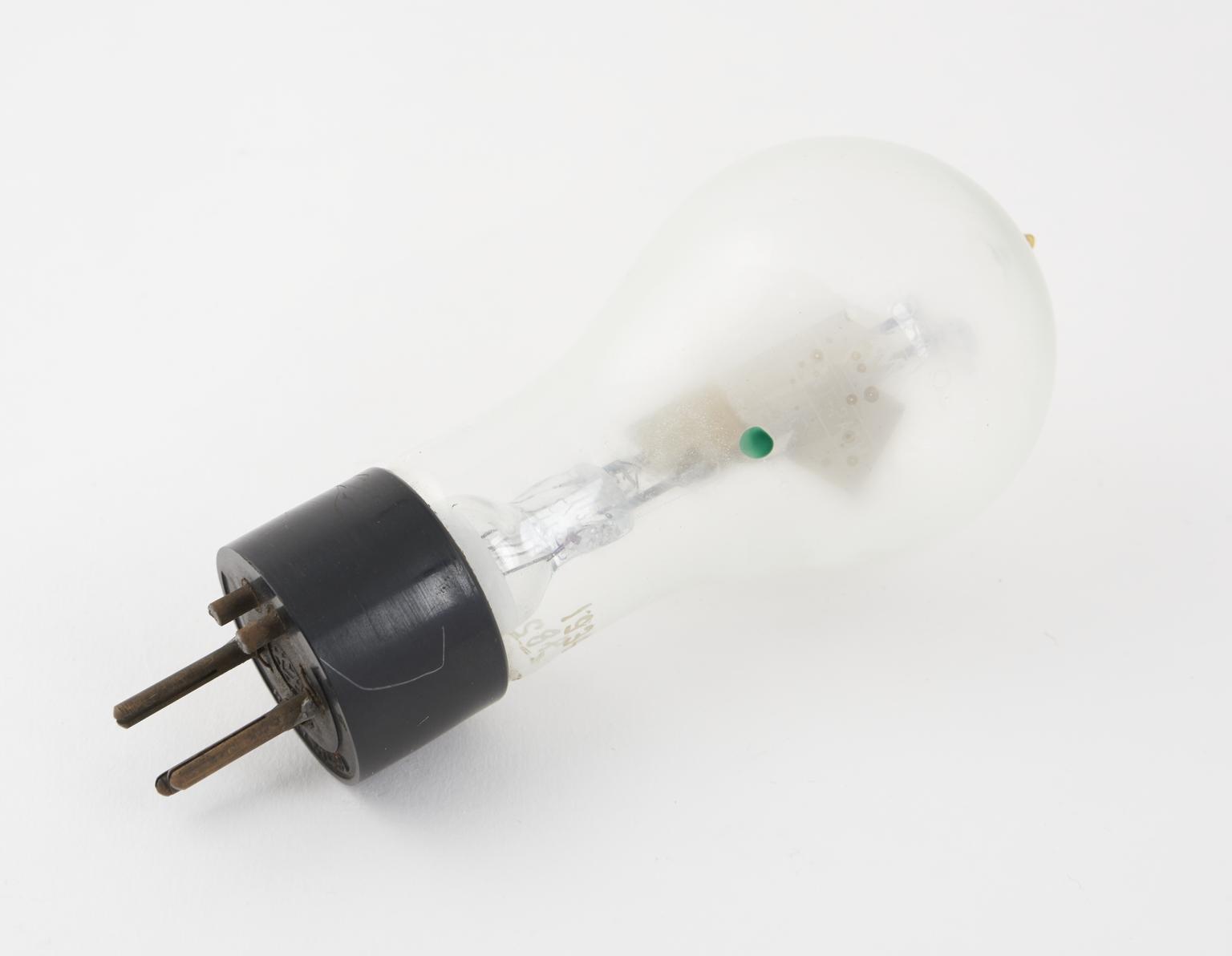 Wireless Retic Valve Wireless valve | Science Museum Group Collection