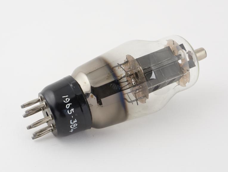 Vacuum tube type CV1577 (tetrode) | Science Museum Group Collection