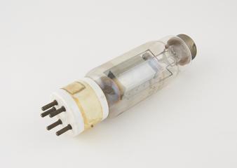 McVitie Weston valve collection, STC valve, type 4069A