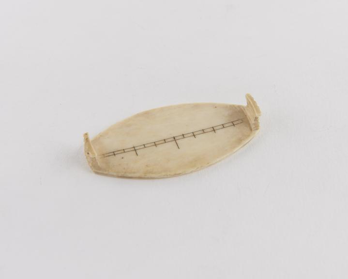 Ivory pleximeter with scale, English(?), 1801-1920