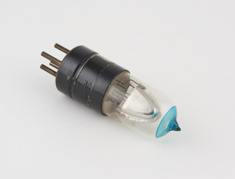 Cossor output triode valve, type W.3
