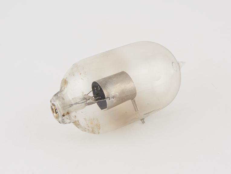 Fleming oscillation valve, bulb unmarked