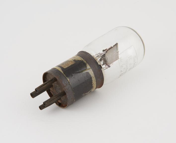 Seddig triode valve, marked 65852