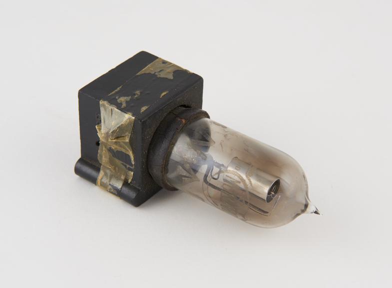 Mullard valve, type A.R