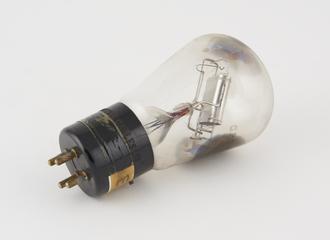 McVitie Weston valve collection, STC valve, type 4020A