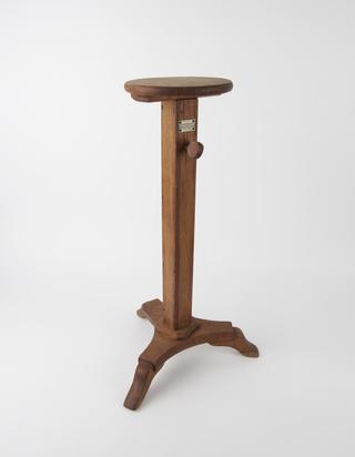 Stand for Frankland's gas analysis apparatus