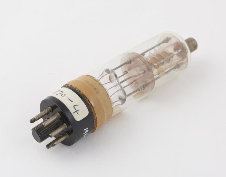 Experimental crystal multiple assembly, frequencies near 10 Mhz