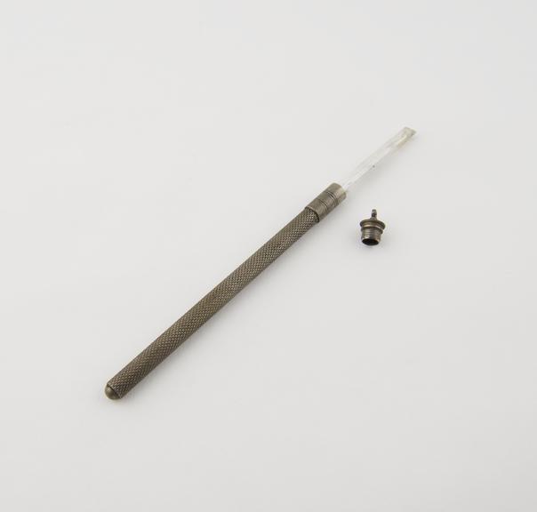 Clinical Fahrenheit thermometer, broken and incomplete