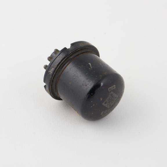 Telefunken valve, type EDD11, marked 013