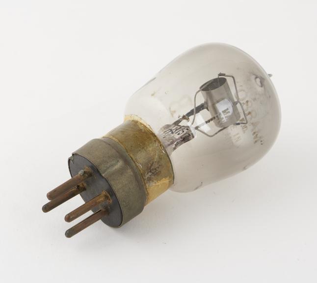 Osram/GEC valve, type B, marked 11574, pinch marked 4515 and B