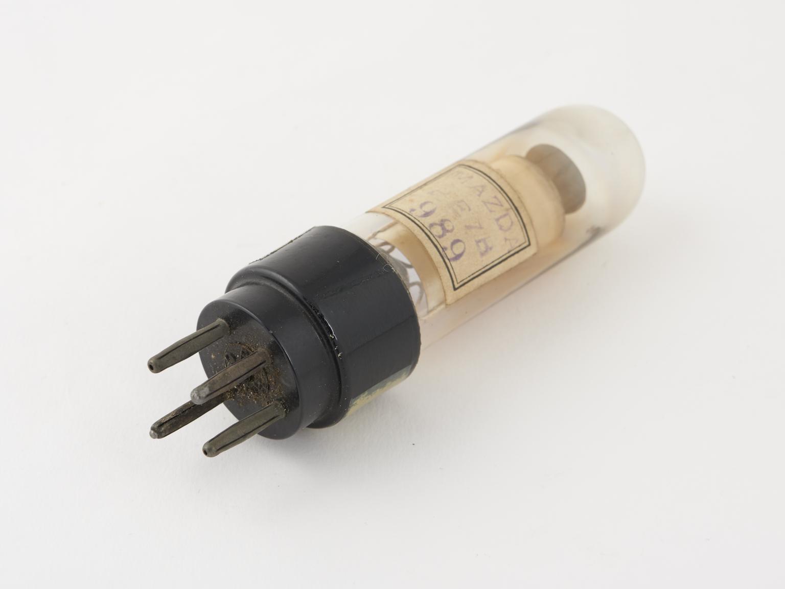 Type 989 McVitie Weston valve collection, Mazda valve, type PE7B | Science ...