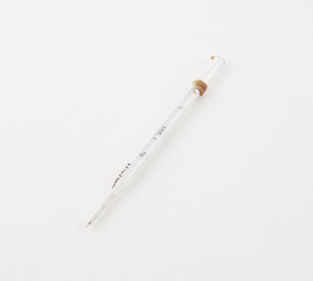 Clinical thermometer with aseptic stem