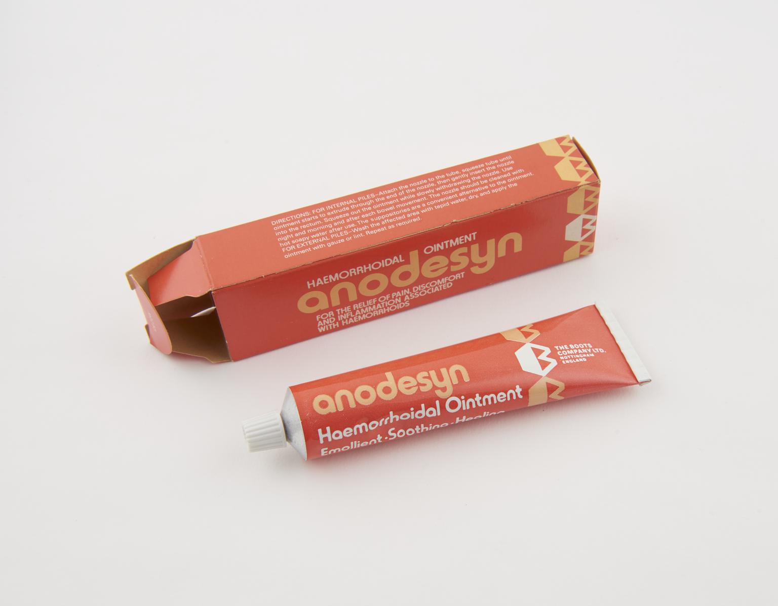 1x25g tube of Anodesyn haemorrhoidal ointment | Science Museum Group ...