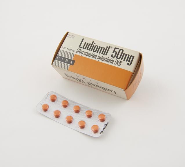 1x100x50mg pack of Ludiomil 50mg tablets (maprotiline