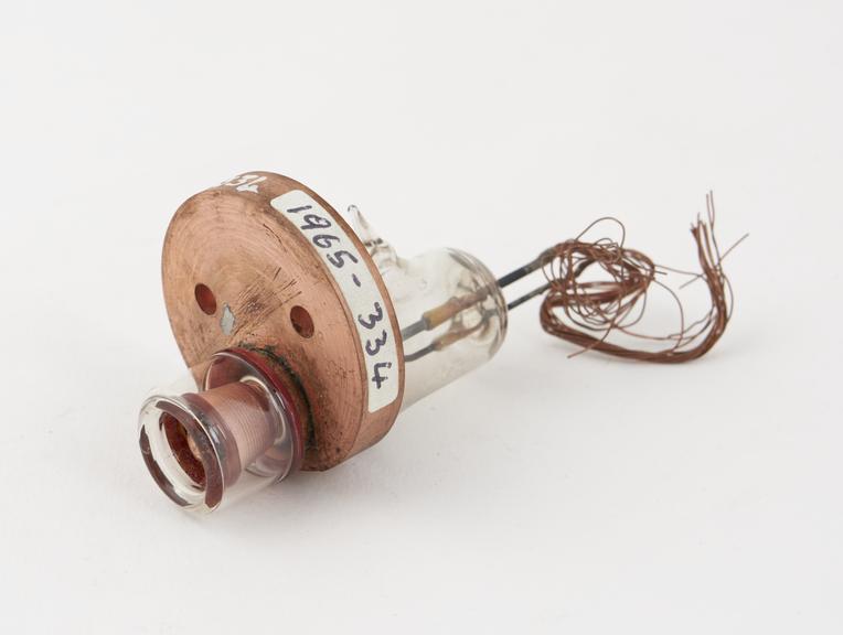 Vacuum tube type CV55 (triode)