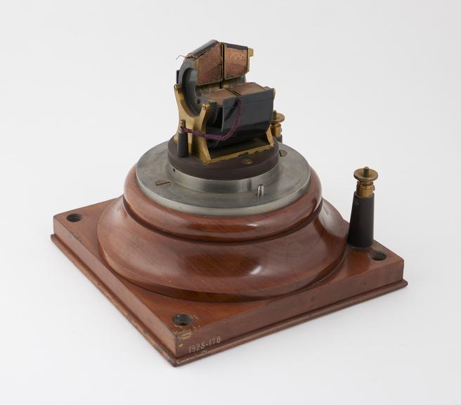 Thomson ironclad marine galvanometer