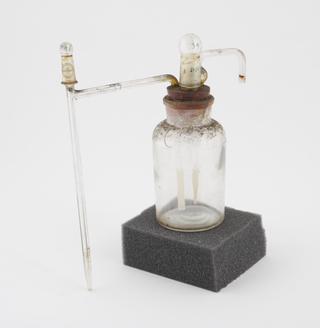 Glass component of GLC soap film gas analysing apparatus