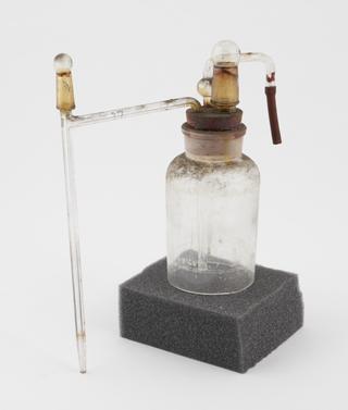 Glass component of GLC soap film gas analysing apparatus