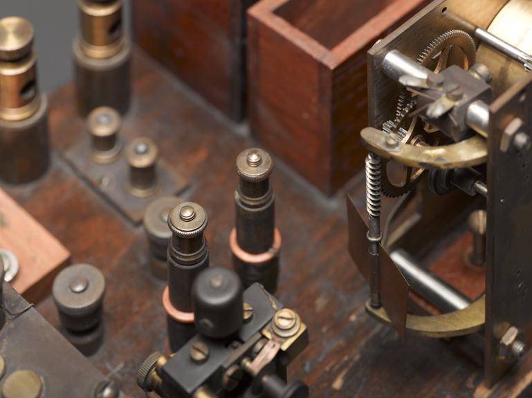 Experimental Lodge-Muirhead wireless telegraph receiver