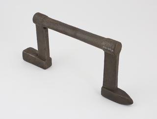One iron brace without a bit