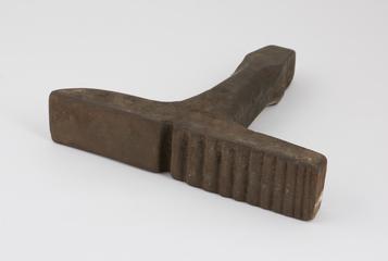 Creasing Stake