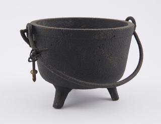 Blacksmith’s cast iron smelting pot from Portslade forge, Sussex, Britain, 1890-1930