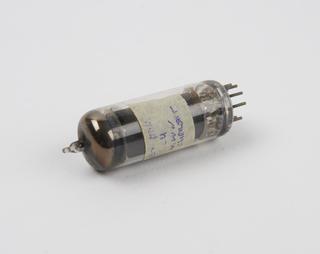 Faulty valve, removed from the Elliott / NRDC 401 Computer MkI