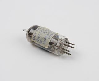 Faulty valve, removed from the Elliott / NRDC 401 Computer MkI