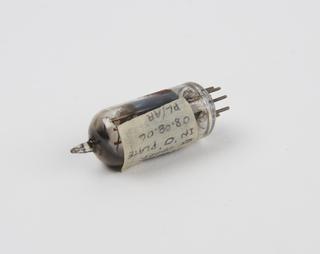 Faulty valve, removed from the Elliott / NRDC 401 Computer MkI