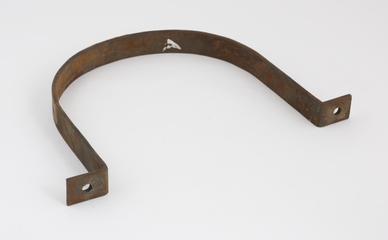 U-shaped metal bracket