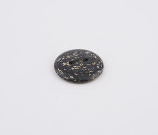 Button of black and white mottled Parkesine
