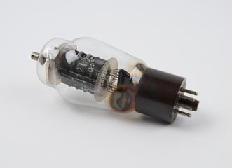 Faulty valve, removed from the Elliott / NRDC 401 Computer MkI