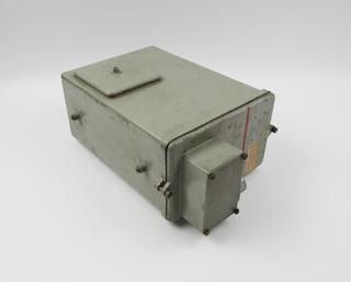 Receiver R1124, Dipole Antenna and Jack Socket from Lorenz standard 'blind approach' radar equipment