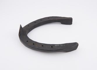 Horseshoe for cart horse from Portslade forge, Sussex, Britain, 1890-1930