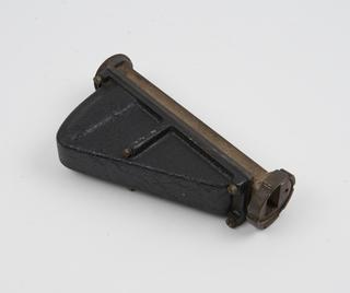 Component of air-to-surface-vessel (ASV) Mk XI radar equipment