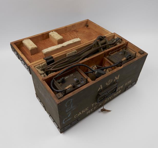 Eureka equipment (miniature type) complete with aerial