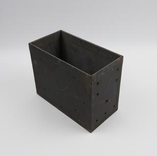 Storage box for radar apparatus used by R.Watson Watt in 1935